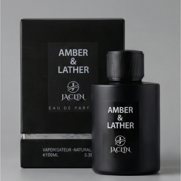 عطر Amber & Lather امبر اند لدر از جاکلین دبی، ترکیبی گرم و عمیق از چرم صیقلی و کهربای طلایی است؛ رایحه‌ای شیک، رسمی و ماندگار برای تمام کسانی که به دنبال عطری کاراکتر‌دار و جذاب هستند.