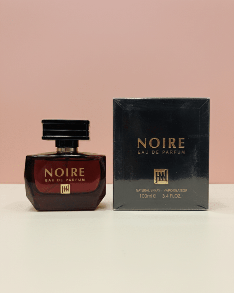 ادوپرفیوم زنانه Versace Crystal Noir | ورساچه کریستال نویر مشکی جانوین با ماندگاری بالا و رایحه گرم و تلخ