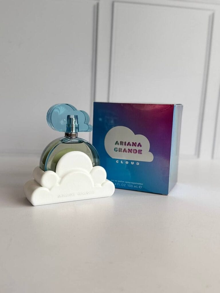 ادکلن آریانا گرانده کلود 100میل با رایحه شیرین و گرم | Ariana Grande Cloud مسترکوالتی مشابه باکارات رژ540