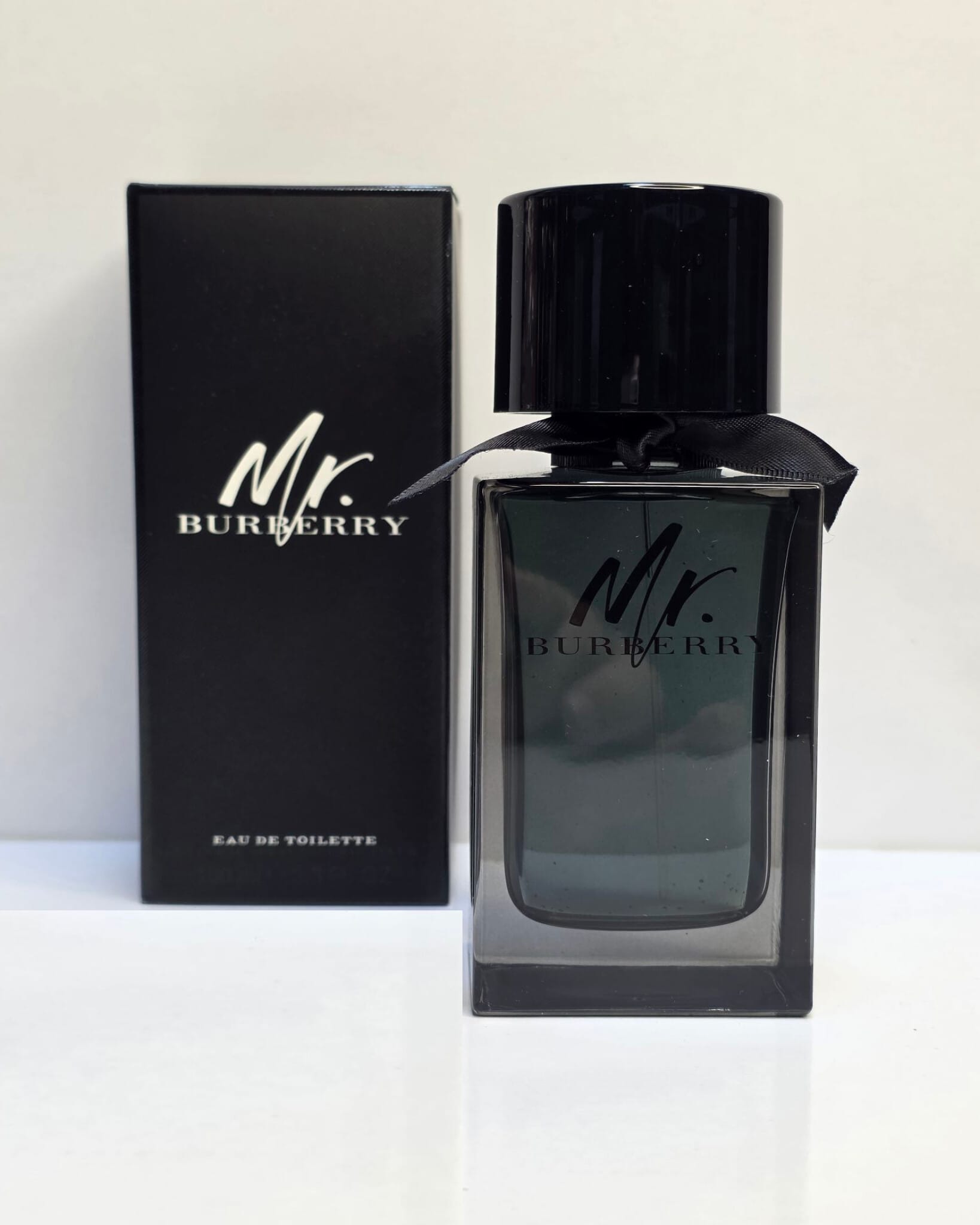ادکلن باربری مستر باربری مردانه 100 میل مسترکوالیتی | Burberry Mr. Burberry Eau de Toilette ادکلن باربری مستر باربری مردانه 100 میل مسترکوالیتی | Burberry Mr. Burberry Eau de Toilette